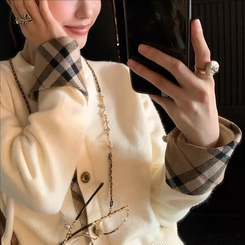LINONEOE Milk Coffee Academy Off-White Patchwork Faux Two-Piece Sweater Cardigan Off-White Sweater European and American Style with Tag