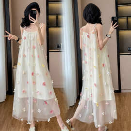 法式小众设计感立体花朵吊带礼服裙2025订婚出阁修身显瘦婚纱裙子