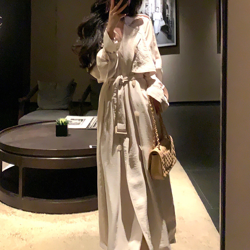 In-Stock Nine-Part-Length Trench Coat with Double-Breasted Lapel, Drapey and Elegant, Autumn Waist-Cinching Long Coat in British Style