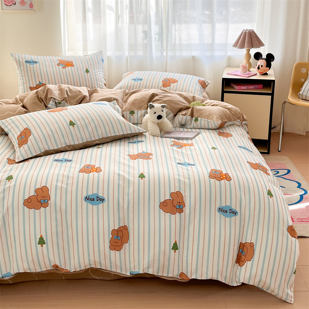 Algodón fresco no estático cuatro piezas de alta densidad ins viento dormitorio de estudiantes de dibujos animados cubierta de colcha de algodón A alto soporte de tres piezas