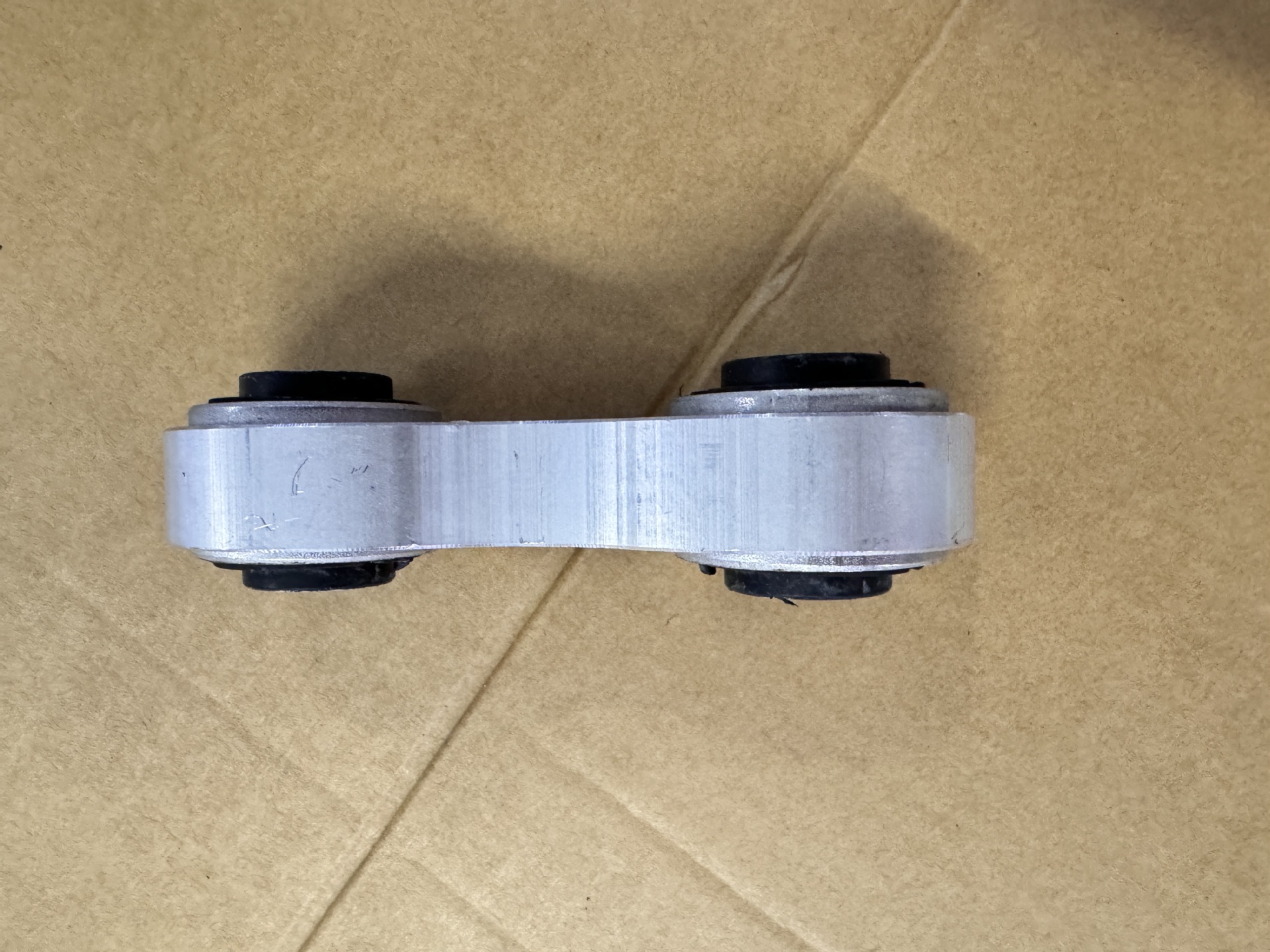 1027441-00-A is suitable for Tesla Model S/X rear upper swing arm connecting rod suspension linkage