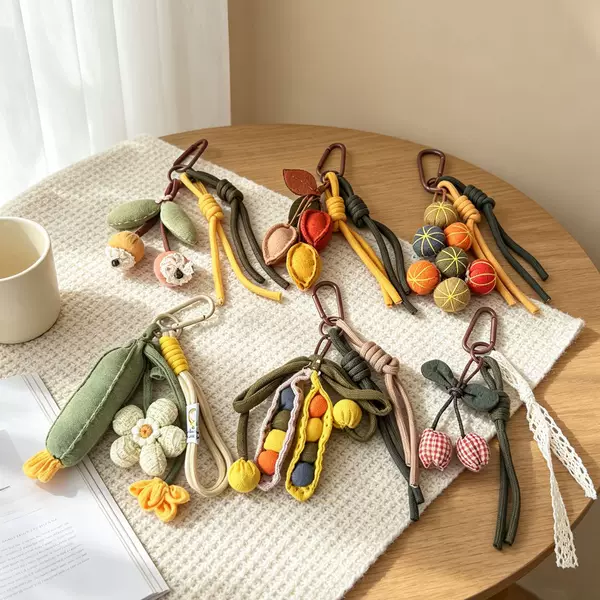 New fabric loofah flower pendant, pastoral style, cotton-filled vintage hanging ornament, girl's keychain, bag and phone decoration