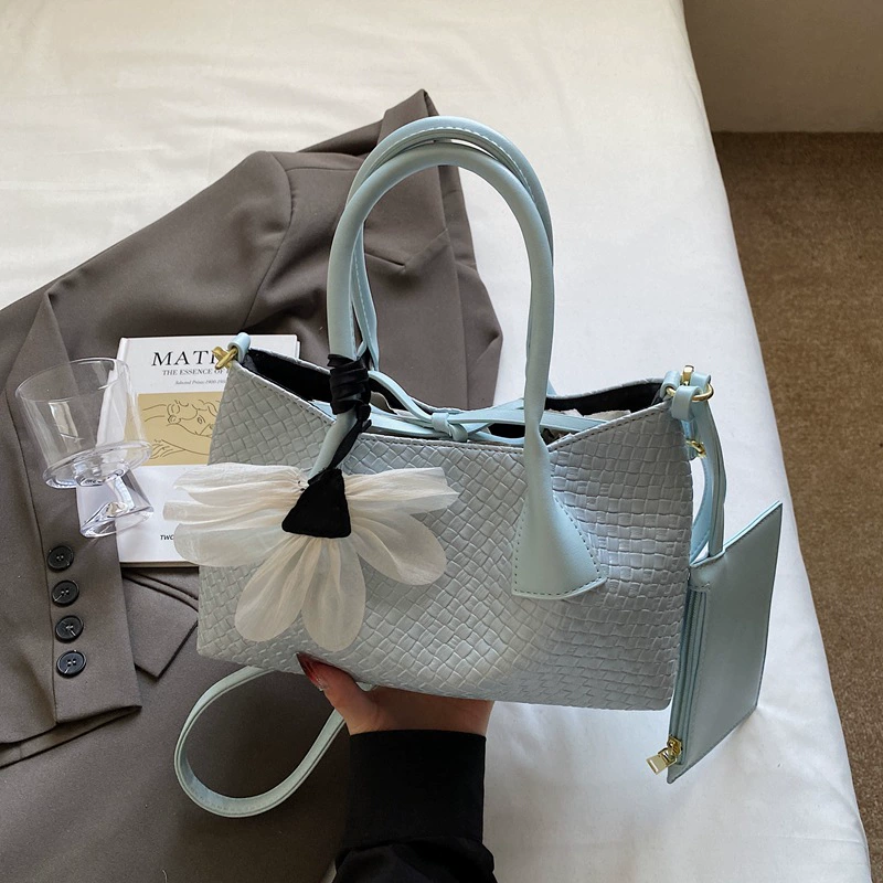 Летняя модная тенденция: сумка на одно плечо, корзина, сумка через плечо