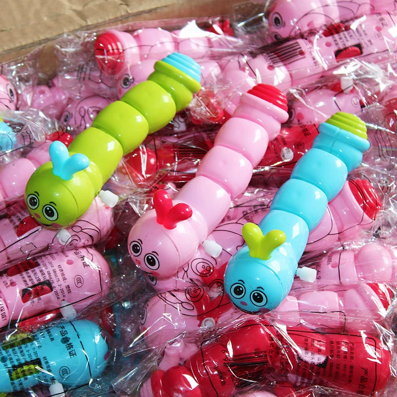 Детские заводные гусеницы качания цепи малышки учатся ползать на струны игрушки подарки 2 юаней универмаг оптом