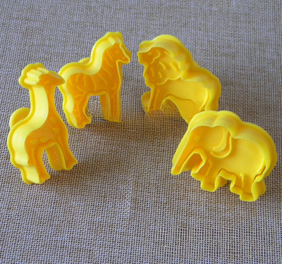 Shuangshu 4pcs дикие животные (монохромные) помадки для пирога Стерео весенний бисквиты с разреза