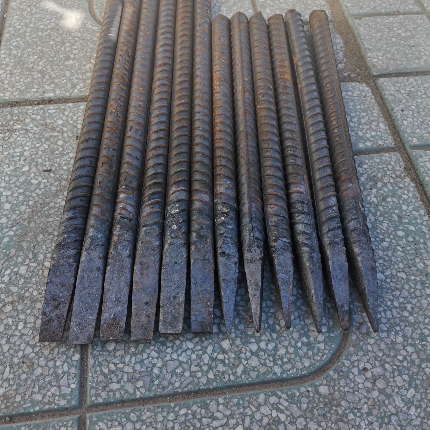 钢筋錾子水泥凿子手工锻打机场修路修桥地锚全套钢钎石头冰雕凿冰