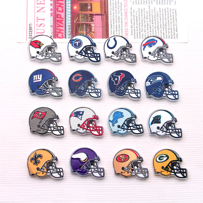 High-definition double-sided through-hole team helmet-shaped metal badge acrylic DIY beaded phone chain keychain beads High-definition double-sided through-hole team helmet-shaped metal badge acrylic DIY beaded phone chain keychain beads