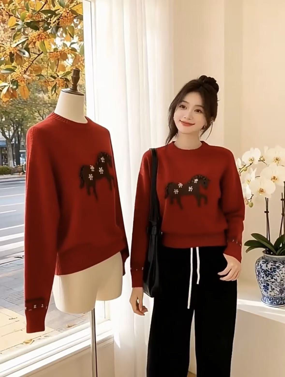 Áo len nữ cổ lọ họa tiết ngựa con đan tay phong cách Hàn Quốc — màu đỏ