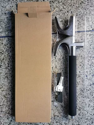 Broken Handlebar Lock, Car U-Shaped – Car lock - white-box-broken-window-hammer-black