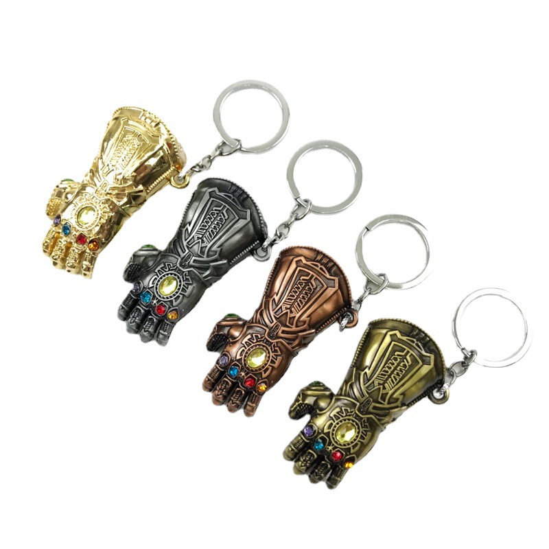 Avengers Peripheral Infinite War Thanos Gloves Keychain Pendant Jewelry Thanos Hand Creative Car Key