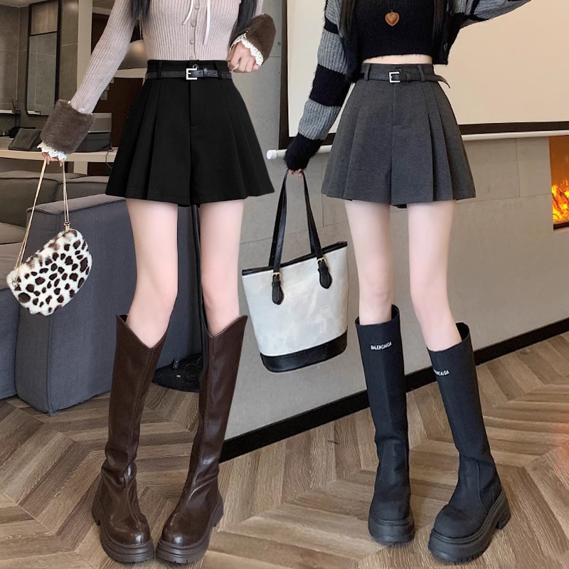 毛呢短裤女2024新款秋冬季高腰时尚加厚百褶外穿a字阔腿休闲靴裤