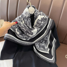 ӡ��90����������ë�ָ�Χ��Χ��ʱ�аٴ�������˿��Ů����Χ��