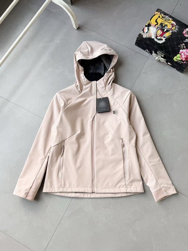 KL同款克隆户外冲锋衣登山服男女情侣同款软壳冲锋衣防水外套连帽|undefined