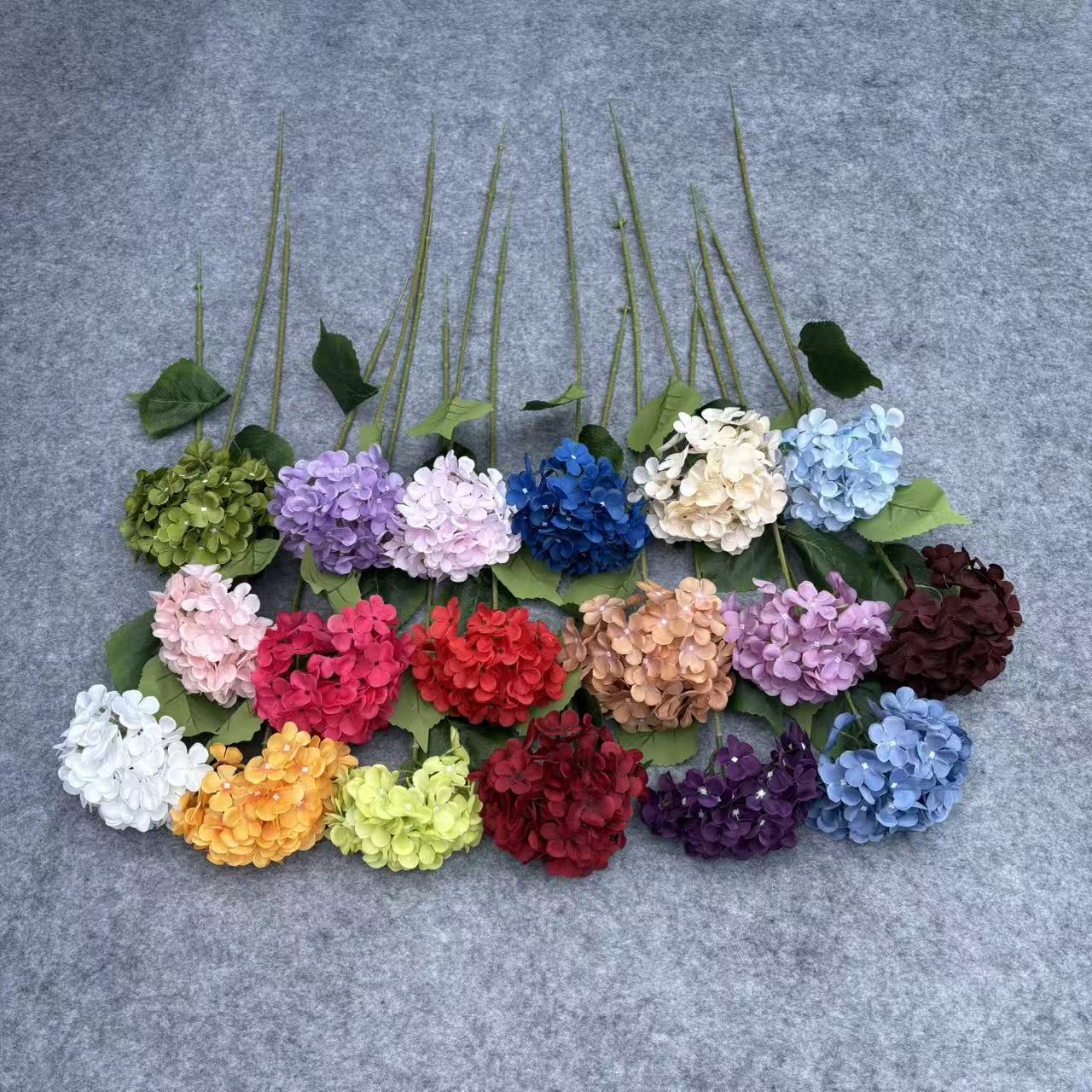 72개의 수국 꽃잎, 고밀도 꽃무늬 웨딩홀 꽃 장식, 인조 꽃 제조업체, 생체 공학 꽃, 시뮬레이션 웨딩 장식 꽃