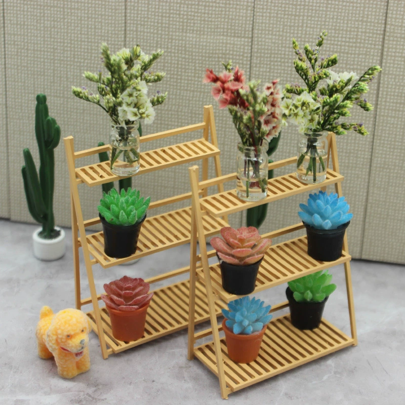 Small doll house with accessories