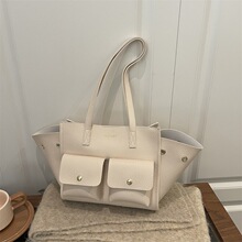 С���羳�n��Ҹ�°���2026�����¿������ͨ�ڰٴ����ذ��μ�Ů��