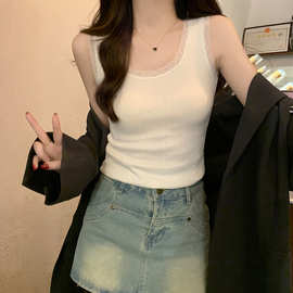 白色蕾丝边吊带背心女内搭2025新款宽肩带打底衫无袖短款无袖上衣