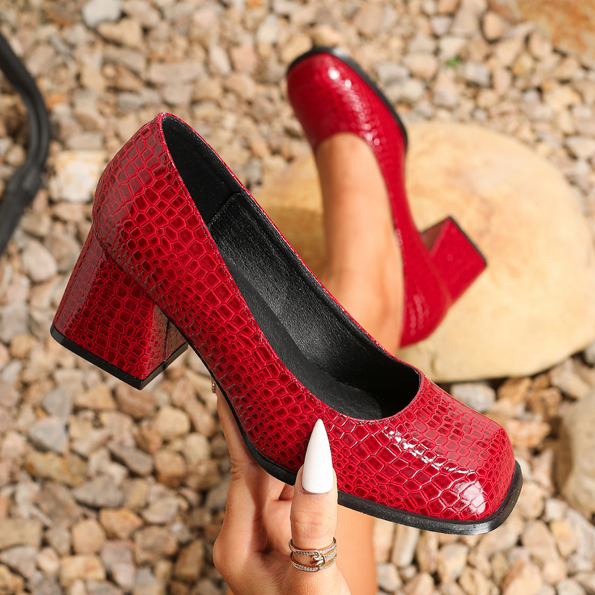 Cross-border foreign trade comfortable square head women's shoes 2025 new thick heel dress high heels office black work shoes