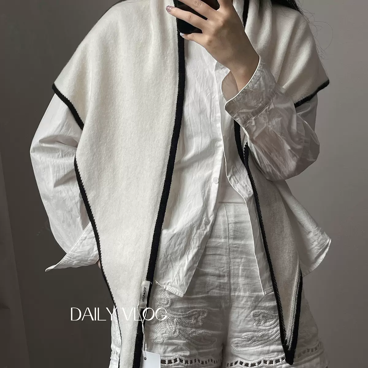 高端小香风100%wool纯羊毛高级感外搭三角披肩女秋冬纯色围巾两用