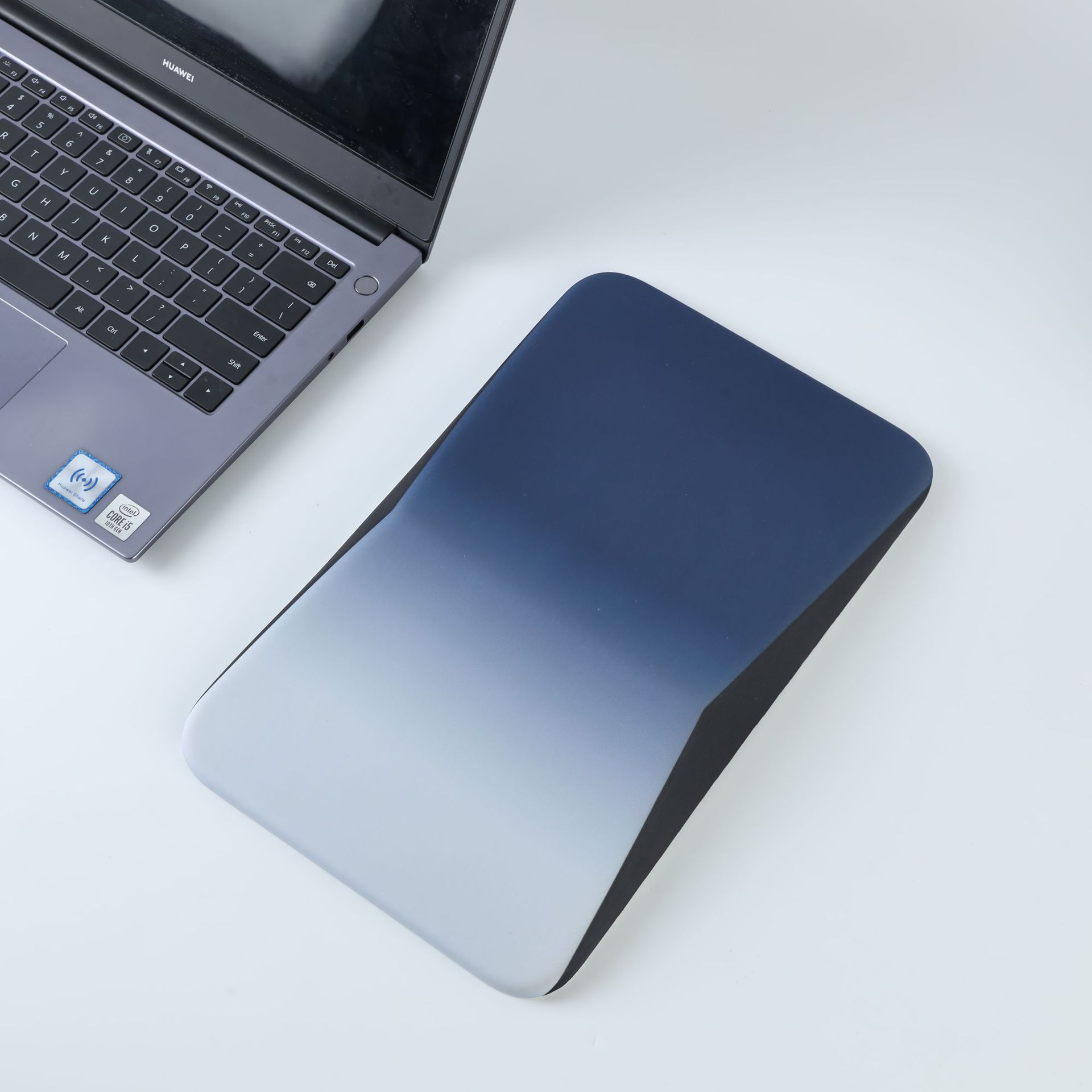 Alfombrilla de ratón de espuma viscoelástica con base de silicona, antideslizante, para escritorio, oficina, de alta calidad, con diseño de seda de leche