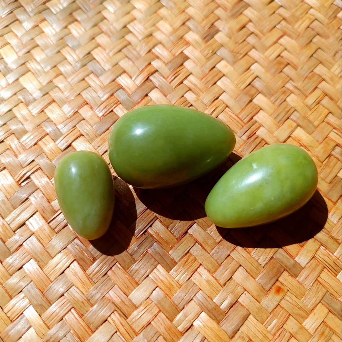 Трансграничные горячие продажи Феникс Зеленый Уход За Киской Яйцо Зеленый Феникс Нефритовое Яйцо Послеродовое Восстановление Здоровья Xiuyu Массажное Яйцо