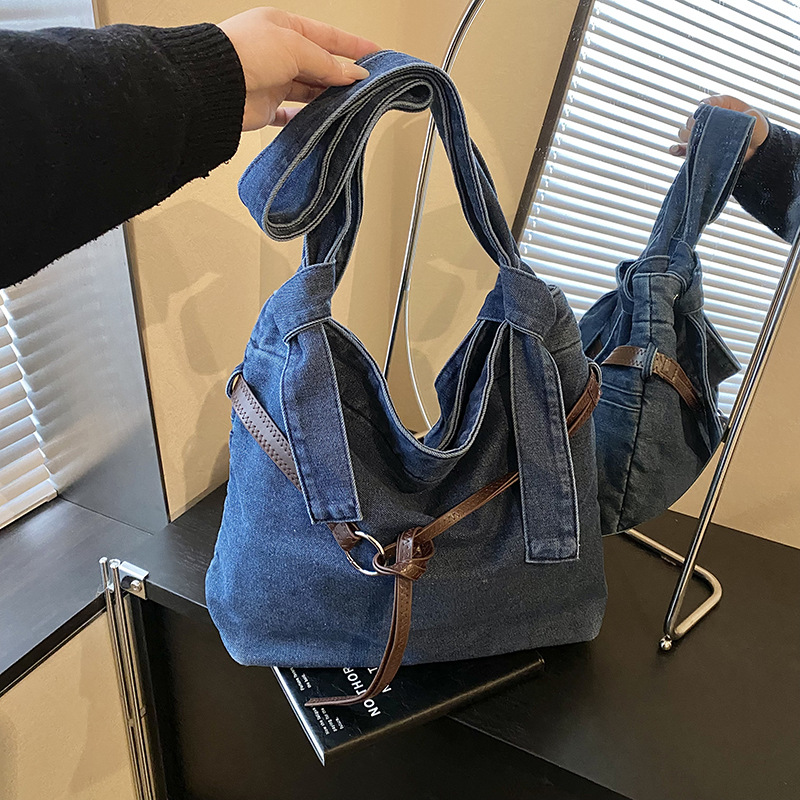 Large Capacity Women's Bag 2026 New Trendy Spring Fashion Denim Shoulder Bag Large Capacity Crossbody Bucket Bag