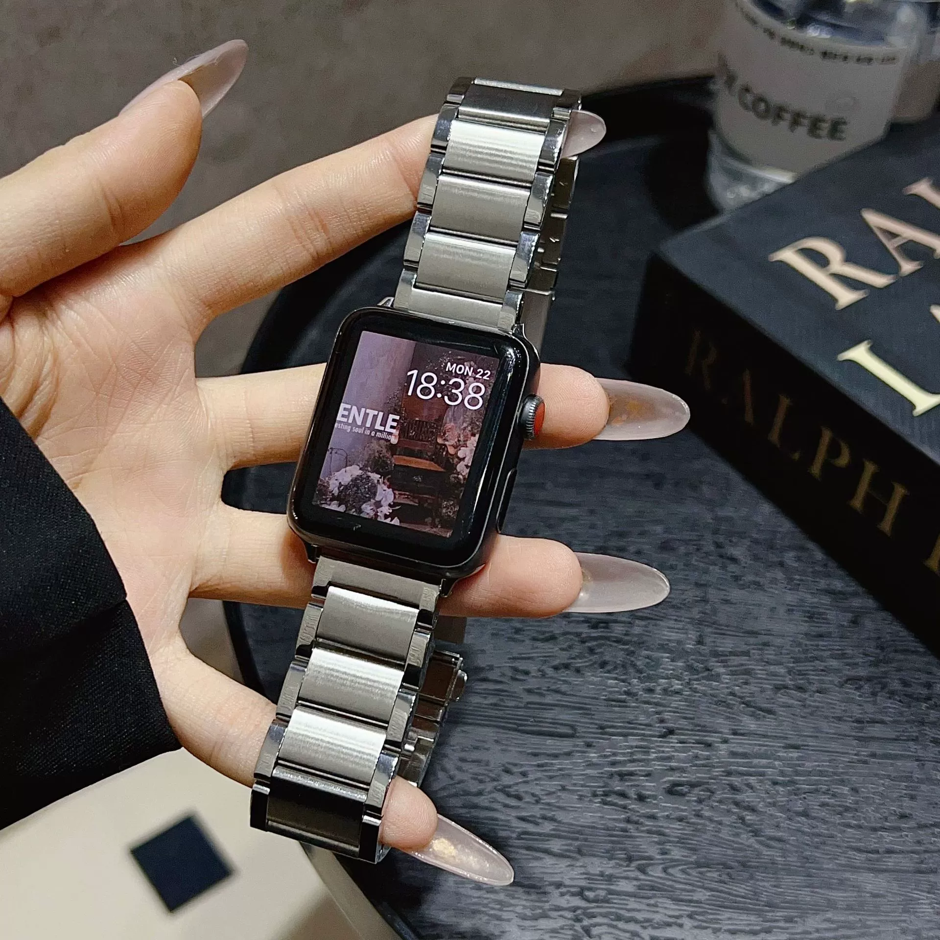 Пояс Xiaoman быстрая разборка ремень подходит для AppleWatchs9s8S7 Apple продвинутый стальной ремень iwatchse летний для мужчин и женщин