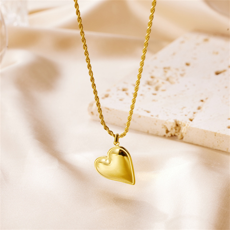 1 Piece Quantity Wholesale Jewelry Princess Heart Shape Stainless Steel Beaded Pendant Necklace