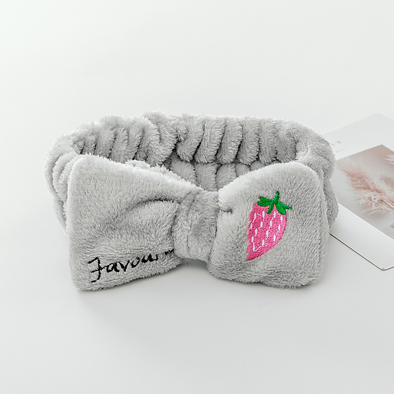 [Pequeña venta al por mayor] lavado de cara máscara de maquillaje de todo fósforo Linda fresa bordado arco banda de pelo