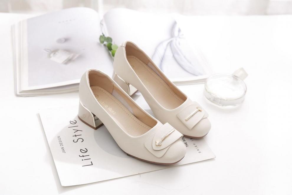 /O1CN01M8ItFd1lIACGasFHk_!!2219625764795-0-cib.jpg?x-oss-process=image/format,png