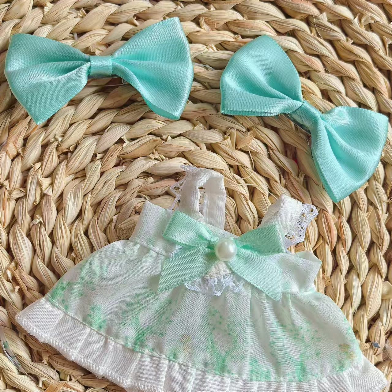 Muñeca de algodón spot 10cm 20cm 40cm de alto valor facial vestido de princesa adorable vestido para el fabricante al por mayor