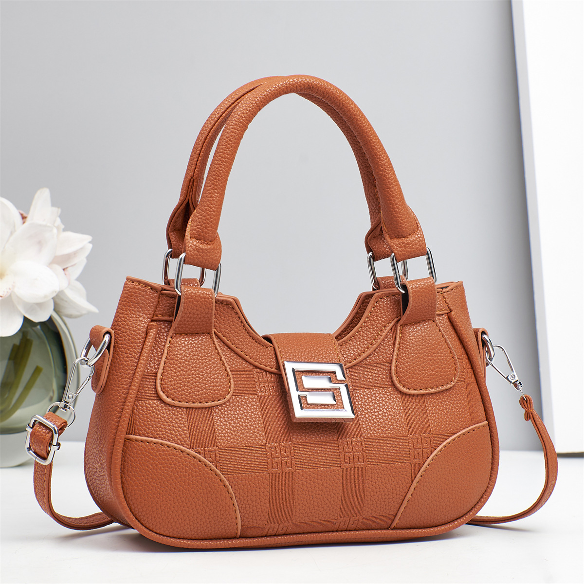 Temperamento versátil nuevo bolso coreano de moda mujer hermoso bolso de hombro bolso de mujer bolso de mujer bolso grande