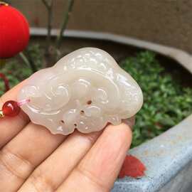 天然 新疆和田玉 且末 糖料 糖白玉 黄口料 藕粉 如意 吊坠挂件