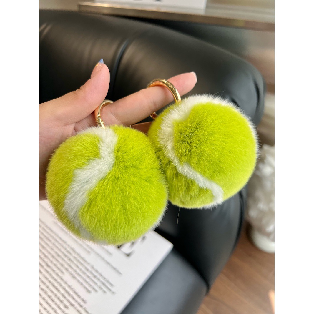 [Lindo poco de tenis] Conejo Rex piel tenis coche llavero colgante bola La felpa bolsa mochila adornos regalo