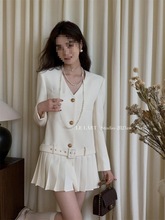 法式气质西装百褶裙女秋季新款韩版小众领设计感小香风连衣裙秋