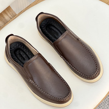 ���Q��Ь�͹Ź��bЬ2025�¿�����Ƥ���eƤЬ��לp��һ�_�Űְ�Ь