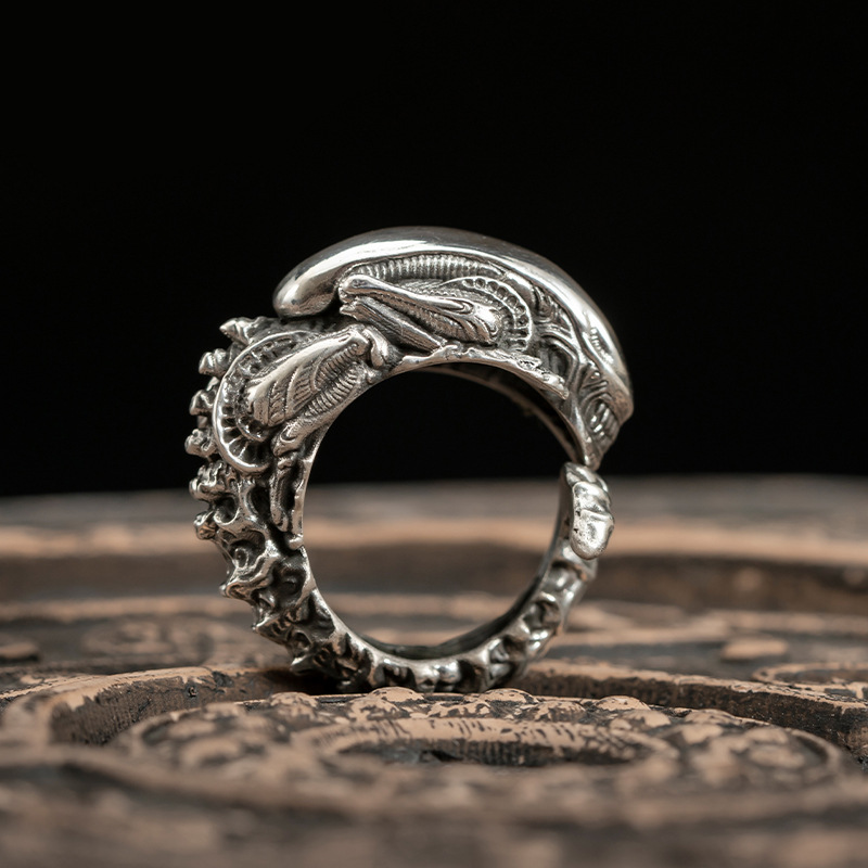 Retro fashionable trend creative one size ring from Yunnan province