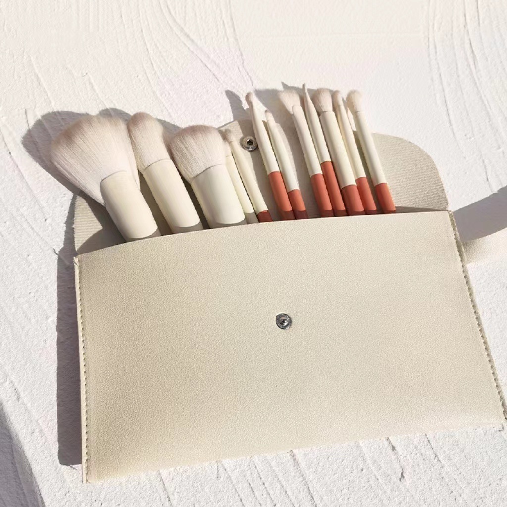 木柄假日系列12支化妆刷套装眼影遮瑕高光修容腮红散粉刷莓莓刷-阿里巴巴