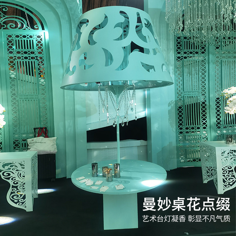 新款铁艺婚庆道具雕花台灯现代简约风桌花花器婚礼堂酒店台灯摆件