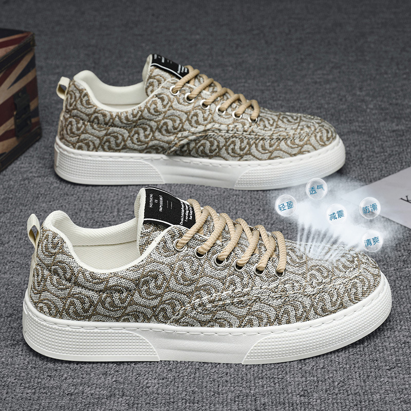 Zapatos de lona de corte bajo para hombre verano 2025 nuevo estilo nicho de corte bajo zapatos de tabla estampados zapatos de moda casuales deportivos de plataforma para hombre