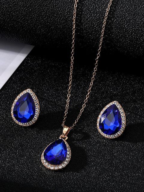 Collar colgante verde para mujeres verano nicho de alto grado diseño clavícula cadena luz lujo todo-fósforo collar