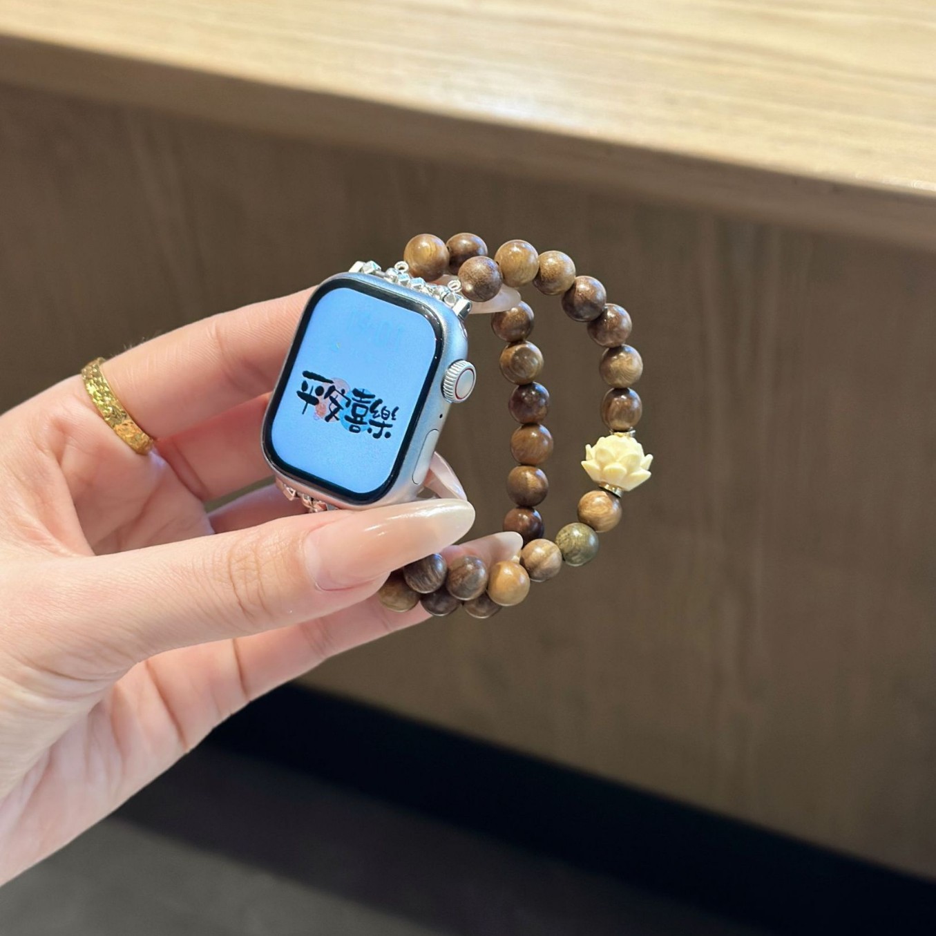 For Apple Watch S10 Strap New Chinese Green Sandalwood Beaded applewatch987 Elastic Iwatch for Men and Women