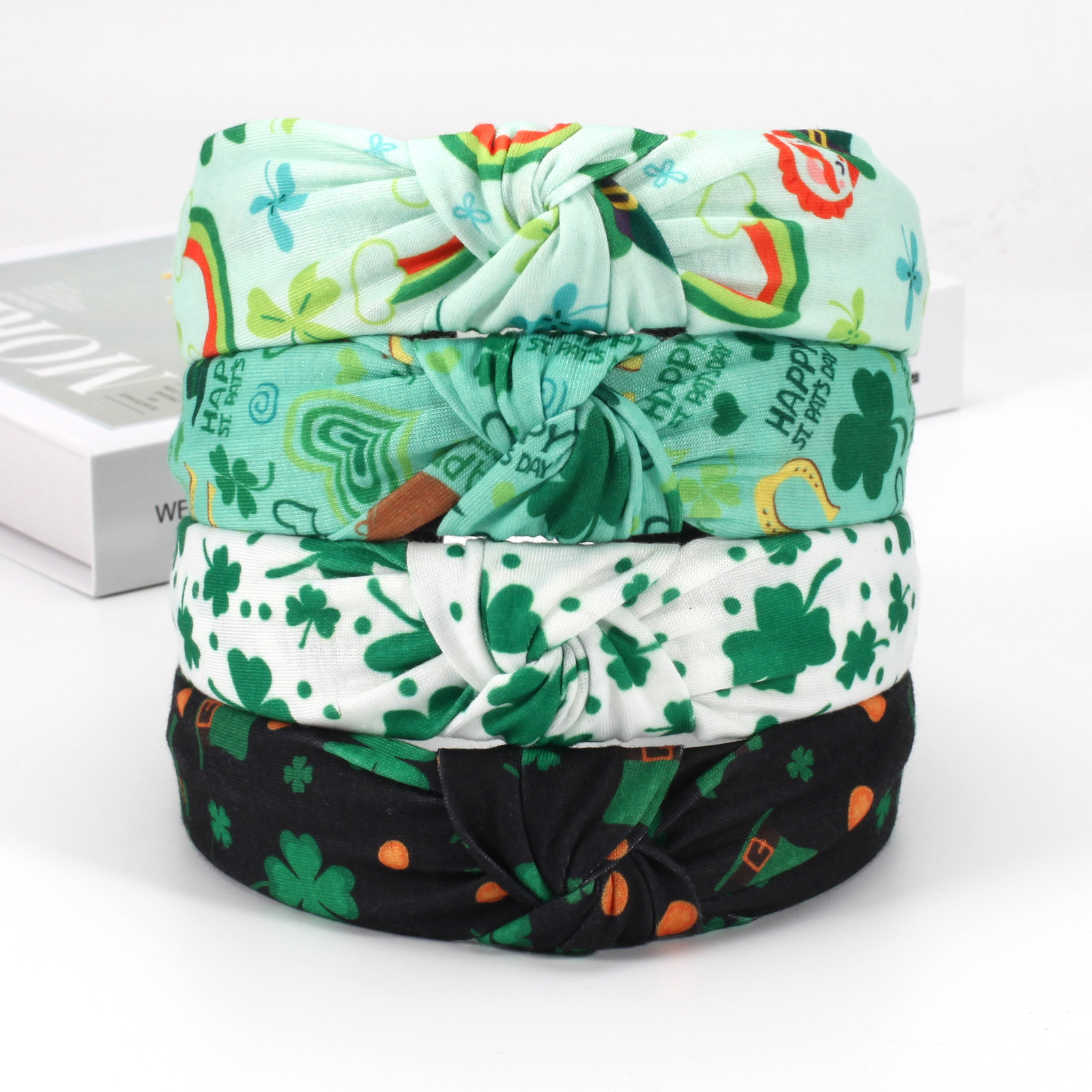 134g Weight Hair Band Hair Accessories Type 1 Piece Quantity Party, Festival Occasion St. Patrick Festival Shamrock Pattern All Seasons Season Women's Gender Classic Style Style Green Color Classic Style Women's Shamrock Cloth Hair Band 1