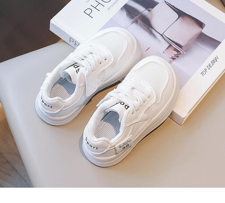 Sportskor för pojkar och flickor 2023 Nya Barn Vita Små Vita Skor Mesh Andas Studentbräda Skor Medium till_voghion.com
