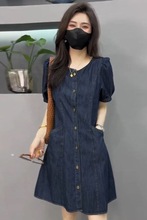 气质港味轻熟风水洗牛仔连衣裙女夏季复古收腰显瘦短袖中长裙