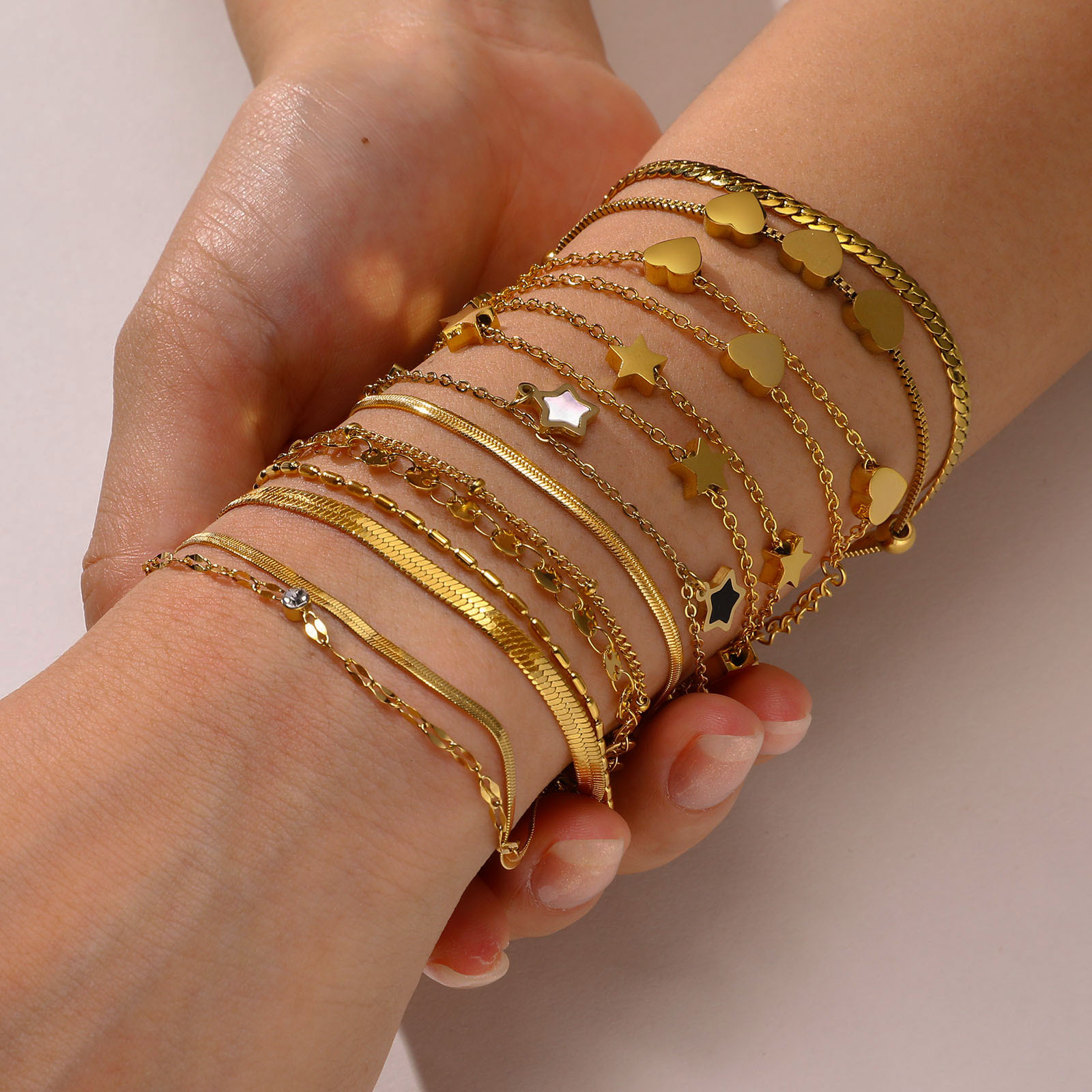Holiday, Daily Occasion Simple Style Classic Style Heart Shape 201 Stainless Steel Bracelets In Bulk