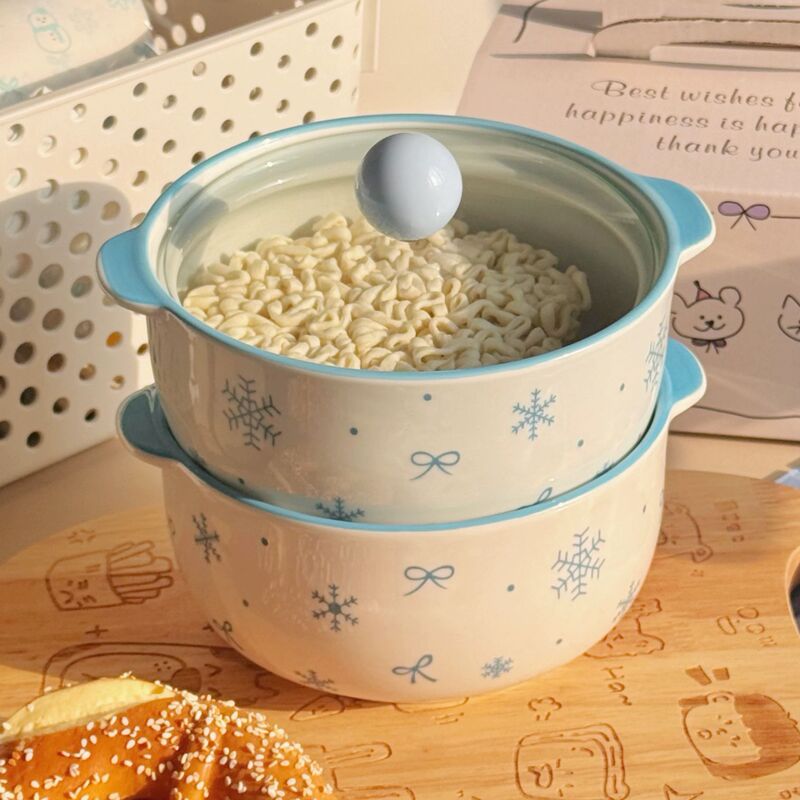 Romantic First Snow Ceramic Noodle Bowl, Large Capacity, High Aesthetic Value, with Lid, Underglaze Color, Super Cute for Student Dormitories Romantic First Snow Ceramic Noodle Bowl, Large Capacity, High Aesthetic Value, with Lid, Underglaze Color, Super Cute for Student Dormitories