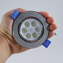 6�����bɰ�yǶ��ʽLED��������컨�͏d��ϴ�������{���Ƕȼ��b