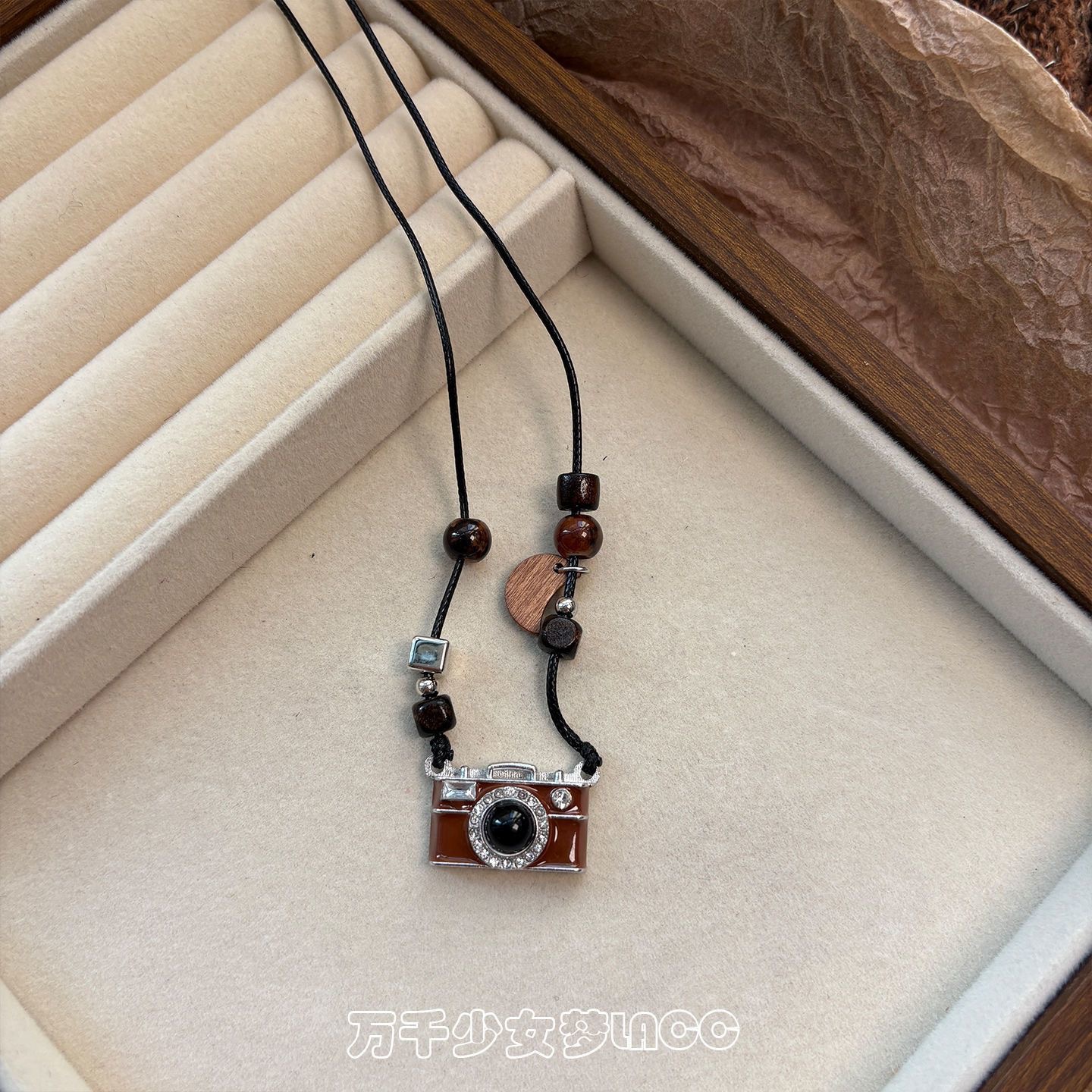 "Memory Roll" retro collar de cámara de película vino nuevo otoño y invierno largo esmalte de goteo ajustable cadena de suéter