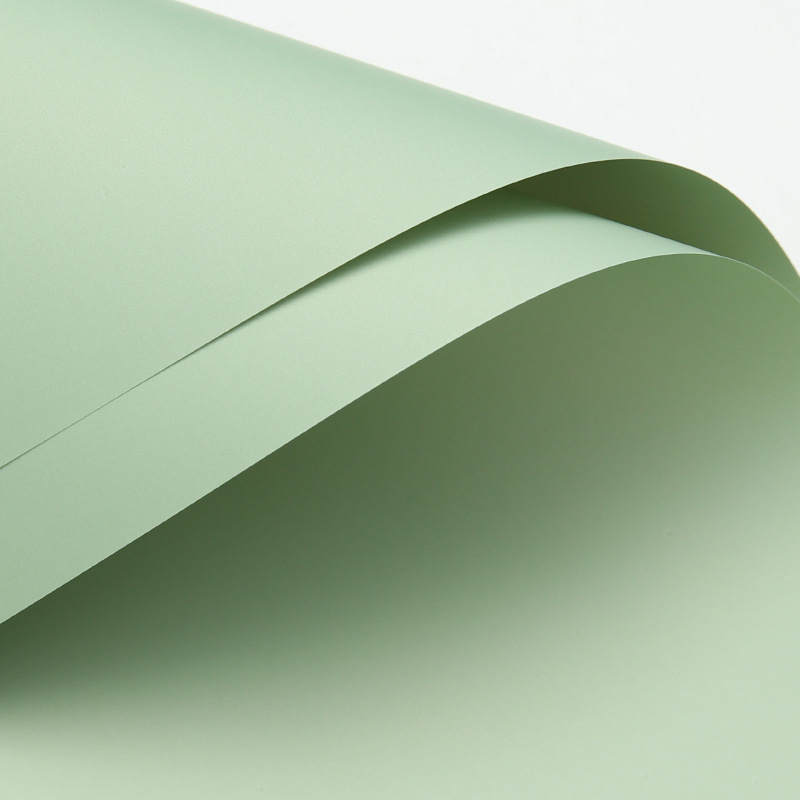 Papel de embalaje de flores al por mayor material de floristería ramo material de papel de embalaje material de embalaje papel de embalaje impermeable papel de doble cara bicolor Ouya